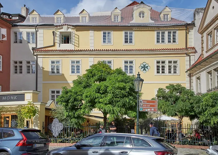Charles Bridge Apartments Prague